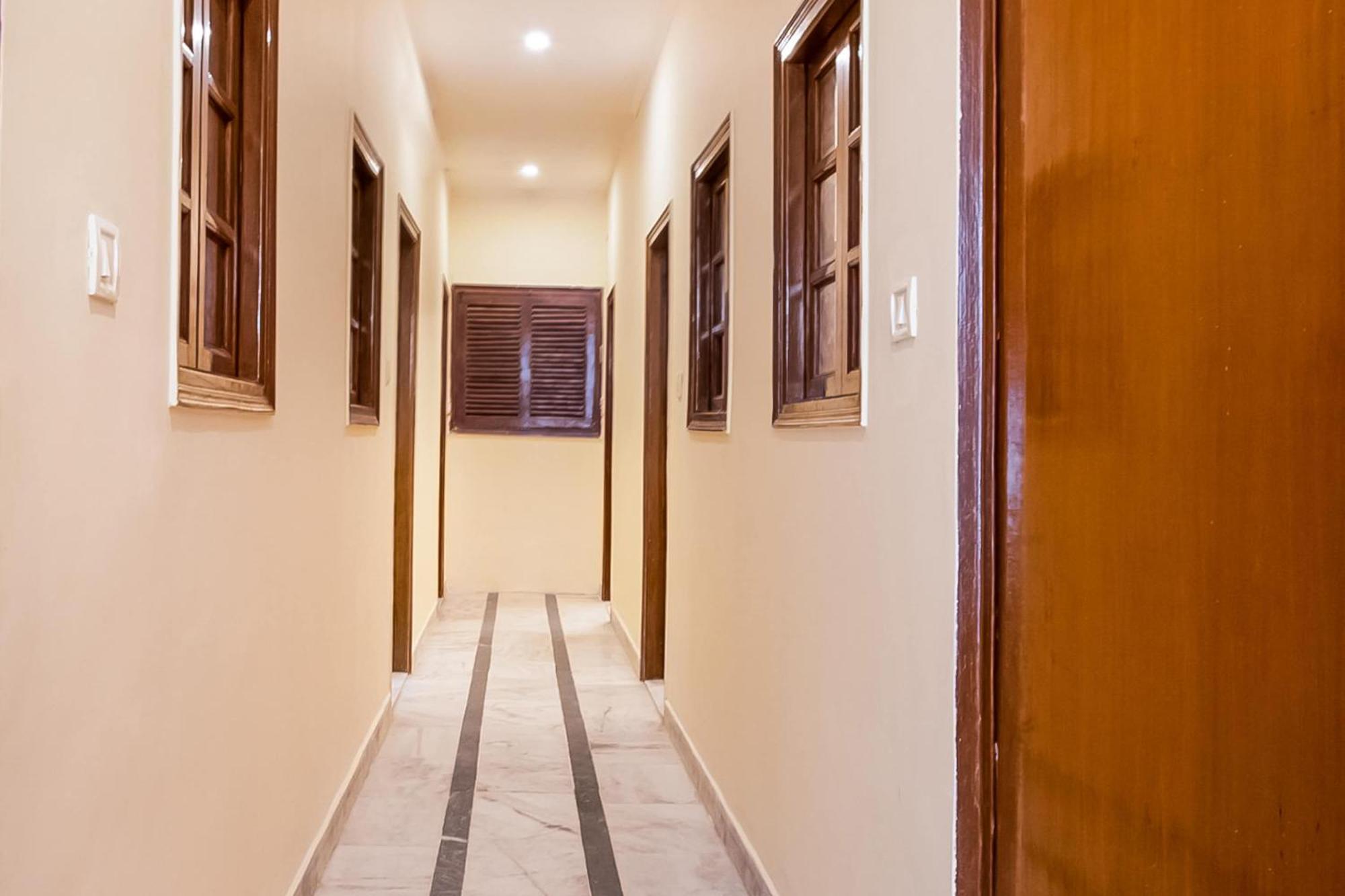 Hotel O City Inn Dx Nuova Delhi Esterno foto